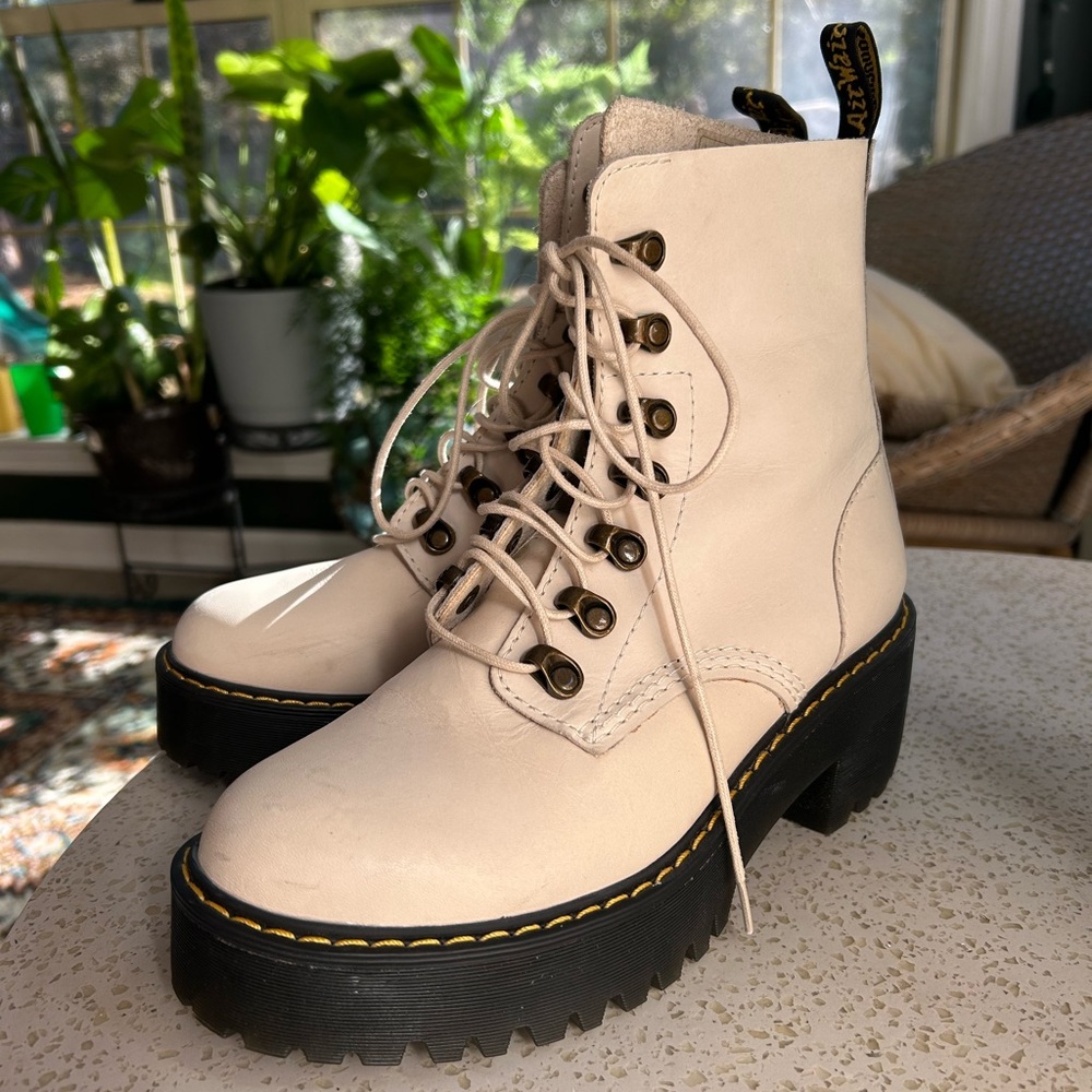 Dr. Martens Women's Leona Leather Cream Heeled Boot